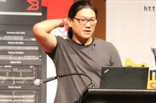 Andrew "bunnie" Huang (@bunniestudios) at LCA2013: "Do what it takes to solve the problem, and no more". Photo by @kinshasha on Twitter